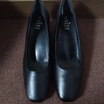 unity 블랙 펌프스 24cm