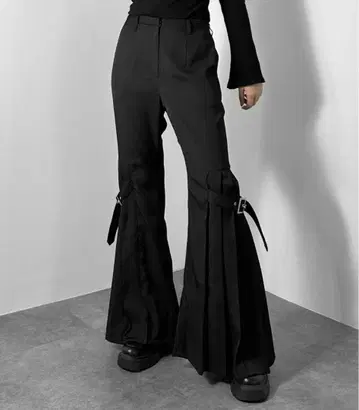 [ jiasecond. ] 사이드 플리츠 플레어 팬츠