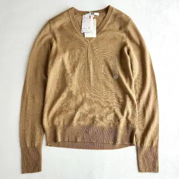 새상품 완판템 유니클로 메리노울 V넥 긴팔 스웨터 베이지 S사이즈