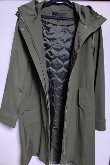 [새상품급] INDIVI 퀼트 라이너 포함 모즈 코트 38