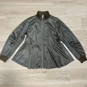 새상품급 RAW FUDGE 올리브 그린 집업 자켓