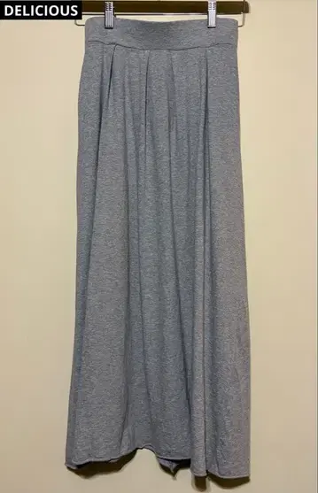 DELICIOUS 그레이 플레어 스커트 플리츠 디자인