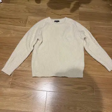 미사용 새상품!! BEAMS HEART 아이보리 니트 스웨터 M