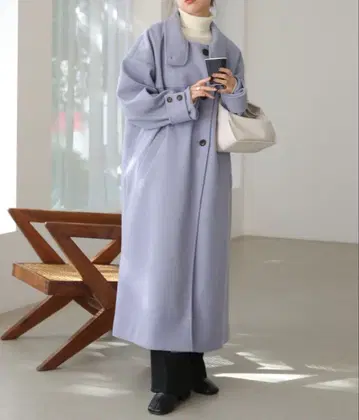 레이 카신 라이트 퍼플 버튼 롱 코트