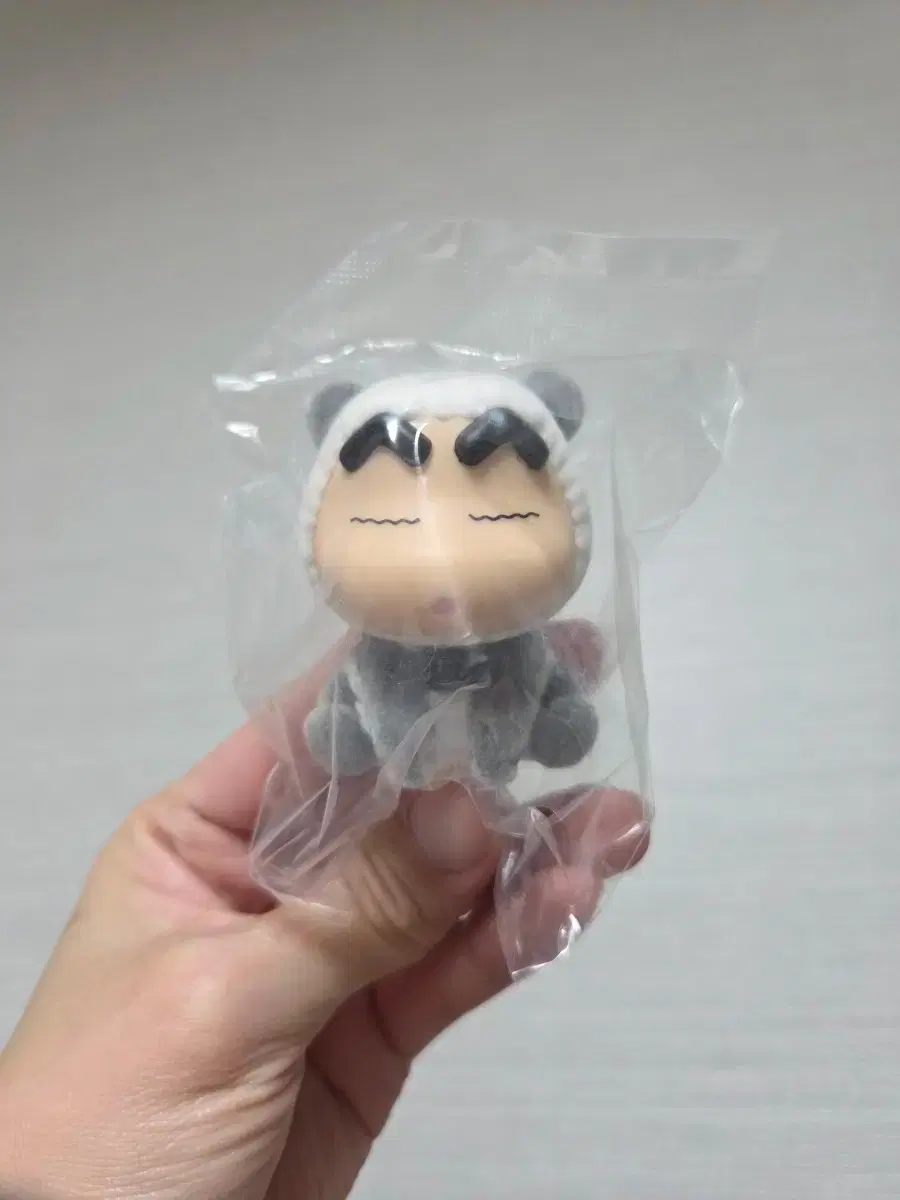 Crayon Shin-chan Kigurumi Panda Shin-chan sealed sell