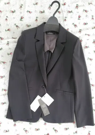 [택 포함] 자켓 시착만 한 상품 블랙 사이즈 40 그린 라벨 릴랙싱