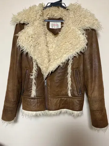 [ CHUXXX ] 페이크 무스탕 자켓