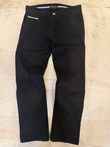 ALLY&DIA 스터드 장식 블랙 스트레치 데님 팬츠