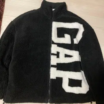 GAP 플리스 자켓 블랙/화이트