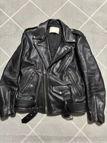 매튜 밀러 라이더스 자켓 가죽 자켓