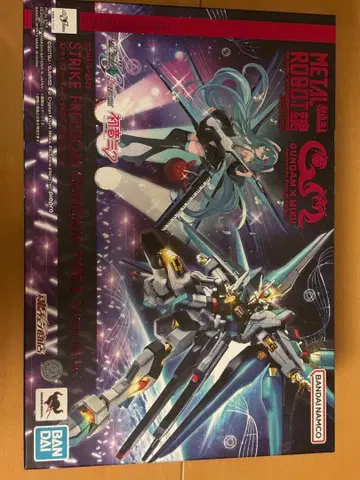 METAL ROBOT혼 스트라이크 프리덤 건담 이식 하츠네 미쿠 Ver.