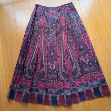 [ PINORE ] 페이즐리 무늬 롱 스커트