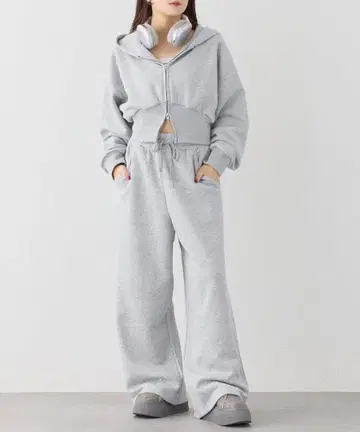 NICE CLAUP 그레이 후드 부착 셋업