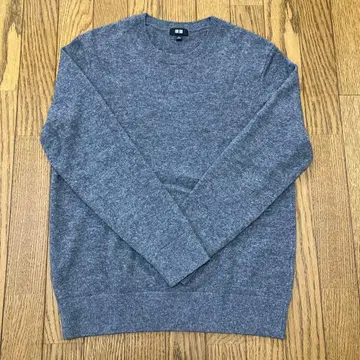 새상품급 2024aw UNIQLO 캐시미어 100% 크루넥 니트 M