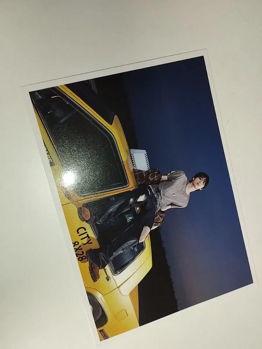 Boynextdoor Ediya postcard Taesan