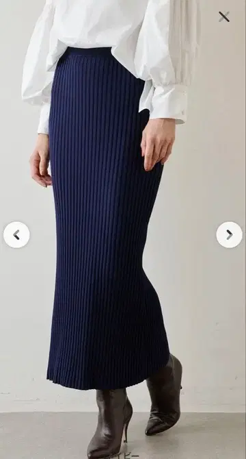 Whim Gazette 니트 핏 스커트