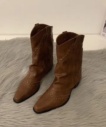 lilful 스터드 악센트 웨스턴 롱 부츠 브라운 L 사이즈