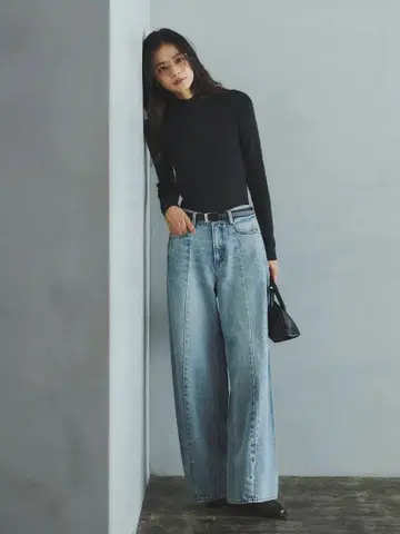 사이드 턱 캐주얼 와이드 데님