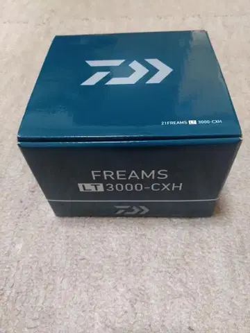 새상품급 Daiwa FREAMS LT 3000-CXH 낚시릴