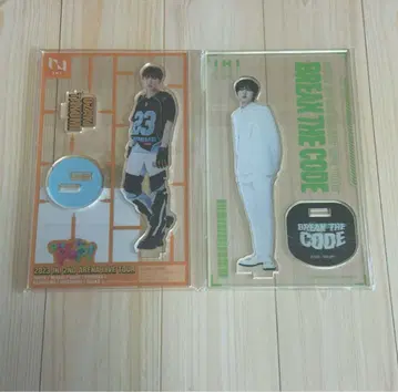 INI 오자키 타쿠미 아크릴 스탠드 2점 세트