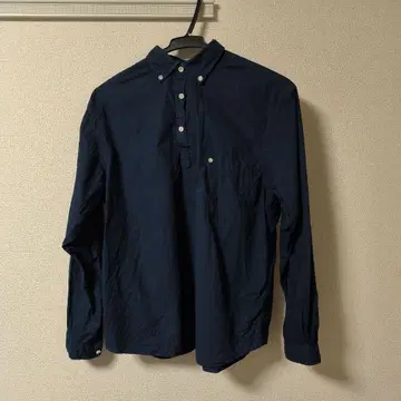 SUNSHINE + CLOUD 네이비 버튼다운 셔츠