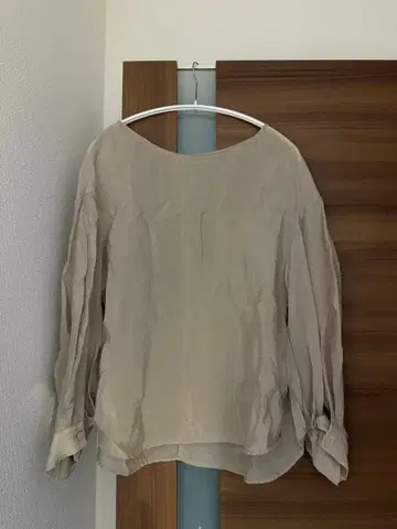 NOBLE 시스루 블라우스