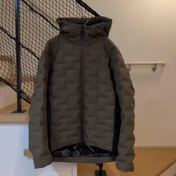 [ 새상품급 ] TIGORA 남성용 충전솜 알루미늄 축열 자켓 M 사이즈