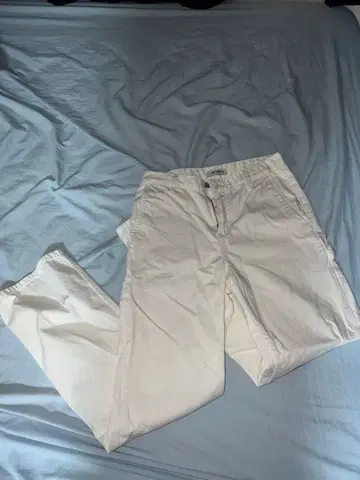 화이트 카고 팬츠 코튼 혼합