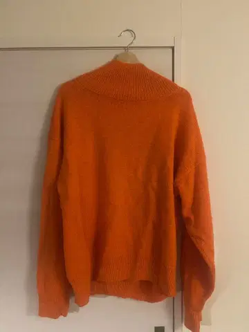 드리스 반 노튼 니트