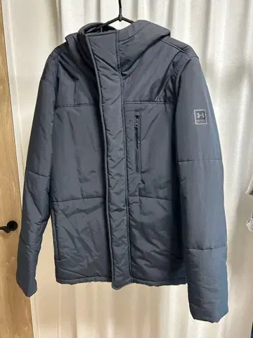 언더아머 다운 자켓 LG