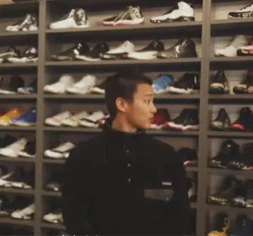 노무라 슈헤이 착용 모델 Patagonia 파타고니아 신틸라 스냅T 블랙