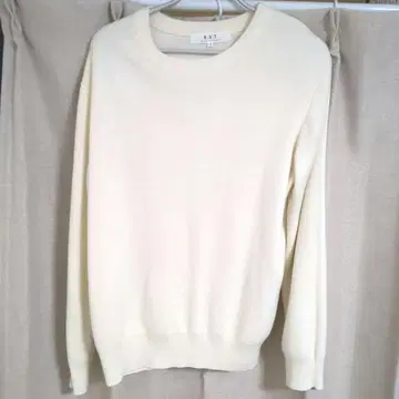 Blue Standard 아이보리 크루넥 니트 스웨터