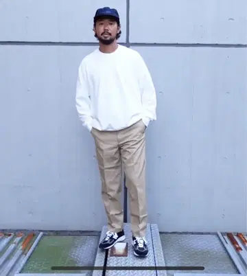 OVY 화이트 맨투맨 트레이닝복 프렌치 테리 화이트