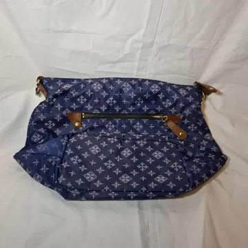 네이비 기하학 패턴 토트백 russet