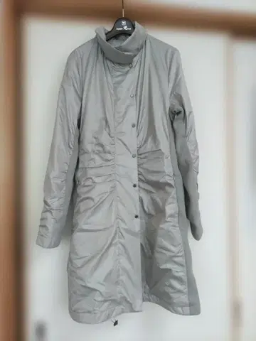 히로코비스 다운 코트