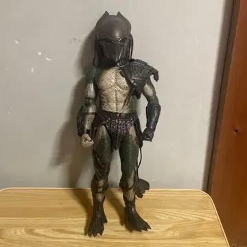 핫토이즈 프레데터 정크 2