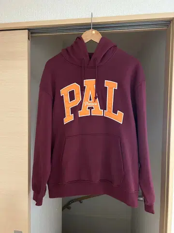 PALACE x GAP 후드티