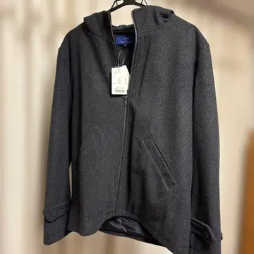 [ 새상품 ] 어반 ( UR ) 다크 그레이 후드 부착 집업 자켓