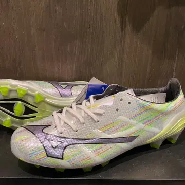 새상품 미사용 미즈노 알파 II JAPAN 축구 25.5