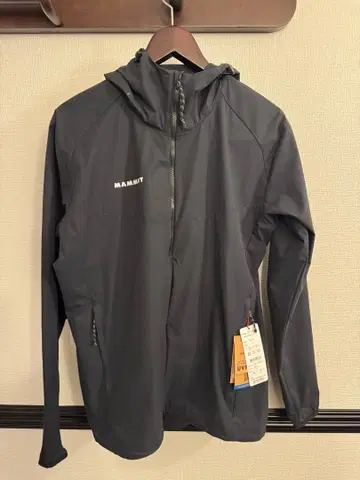 그래닛 소프트쉘 후디드 자켓 동양인 핏