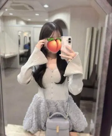 리랜드트루 튤 벌룬 페플럼 니트