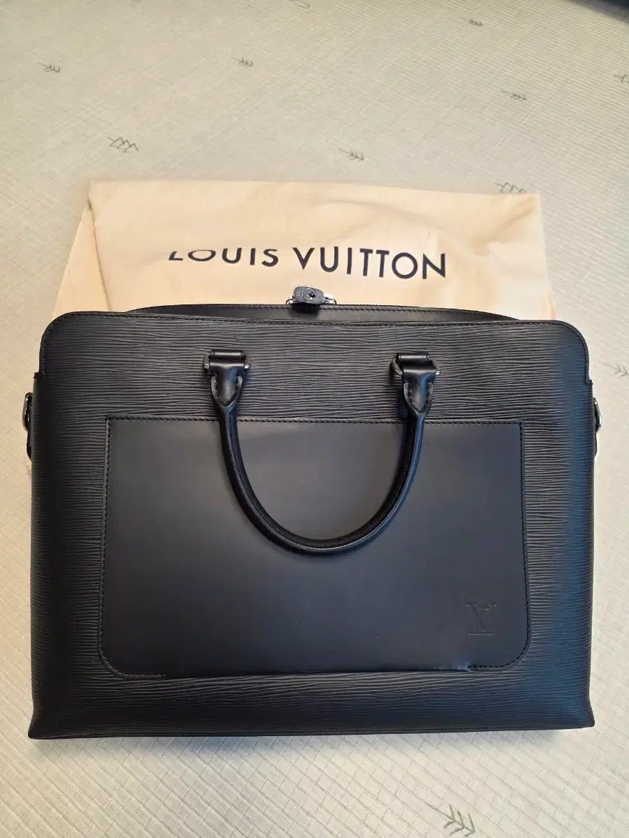 Louis Vuitton Epi Leather Briefcase Black