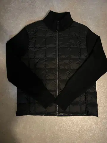 TAION 베이직 하이넥 W 지퍼 니트 슬리브 다운 자켓