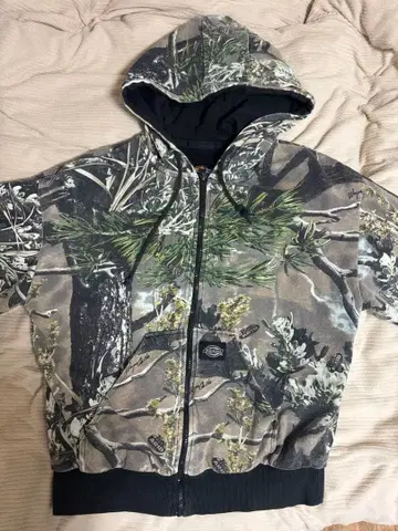 리얼트리 후드티