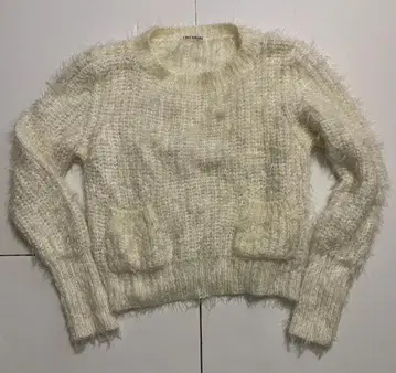 FREE'SMART 아이보리 모헤어 혼방 긴팔 니트