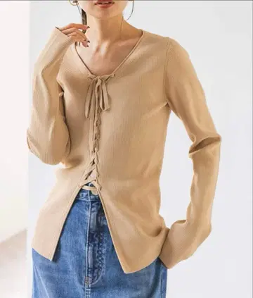 [ WEB 한정판 ] 레이스업 리브 니트 베이지