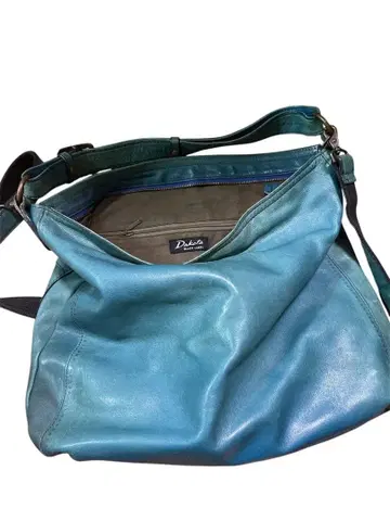 터콰이즈 가죽 숄더백