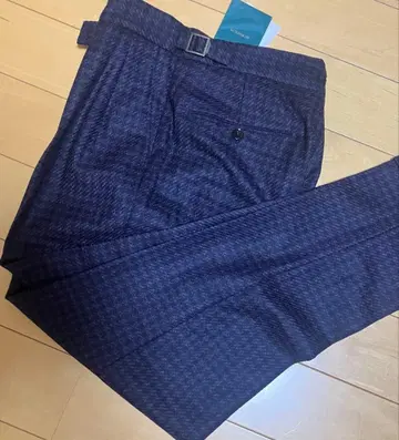 BERWICH 벨위치 SCOTCH 사이즈 44