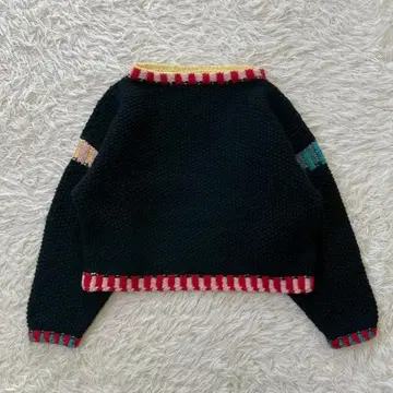 핸드니트 스웨터 스트라이프 라인 숏 기장 네이비