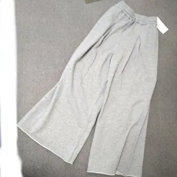 택 포함 새상품 이번 시즌 그레이 와이드 팬츠 드로우 스트링 포함